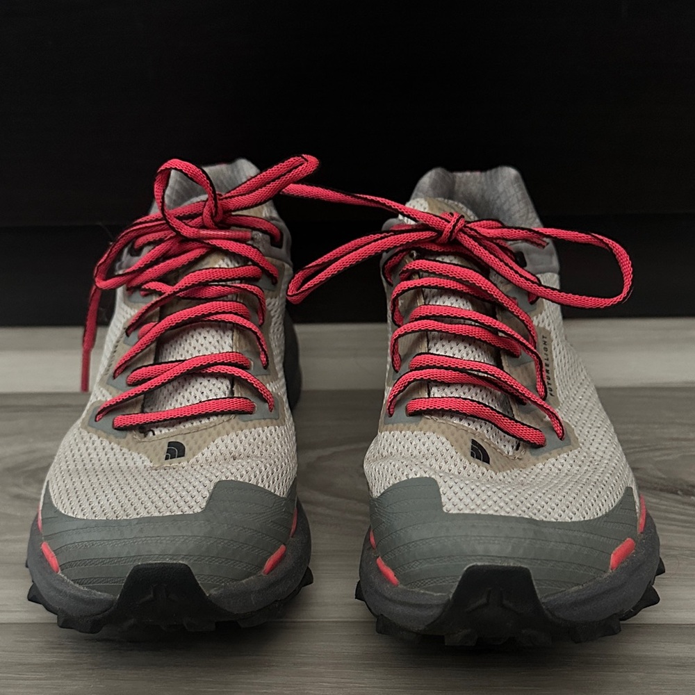 The North Face Women's VECTIV Fastpack trail sneakers